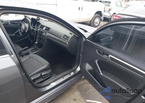 2017 Volkswagen Passat 1.8T R-Line from USA, damaged, VIN 1VWDT7A38HC042269